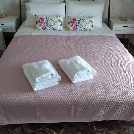 Апартаменты Up Трикала